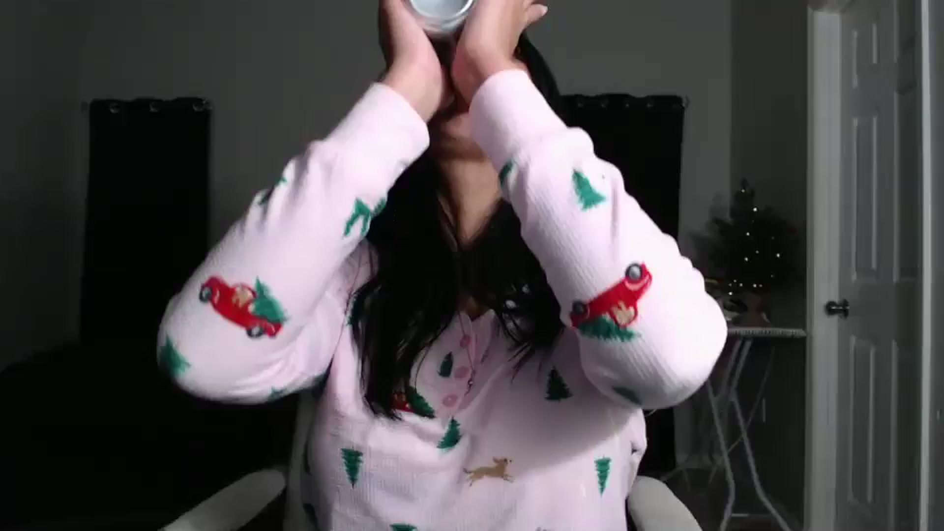 Gallery image thumbnail from Littlekai2023's myfreecams stream on, 12/23/2024, 06:26 image 7 of 20