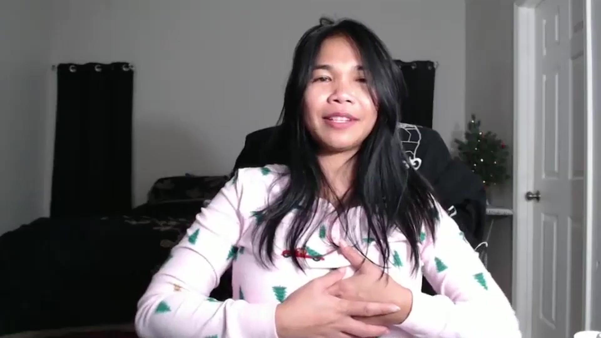 Gallery image thumbnail from Littlekai2023's myfreecams stream on, 12/23/2024, 06:26 image 16 of 20