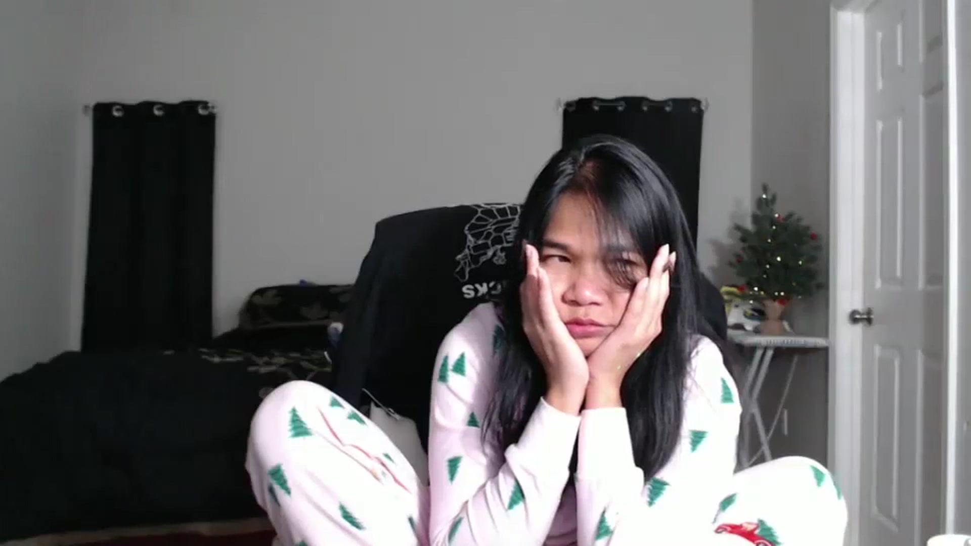 Gallery image thumbnail from Littlekai2023's myfreecams stream on, 12/23/2024, 06:26 image 11 of 20