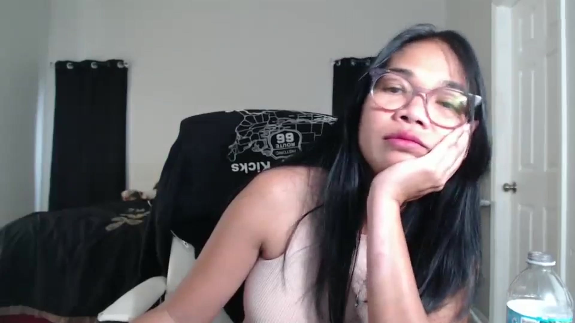 Gallery image thumbnail from Littlekai2023's myfreecams stream on, 12/23/2024, 19:23 image 3 of 20