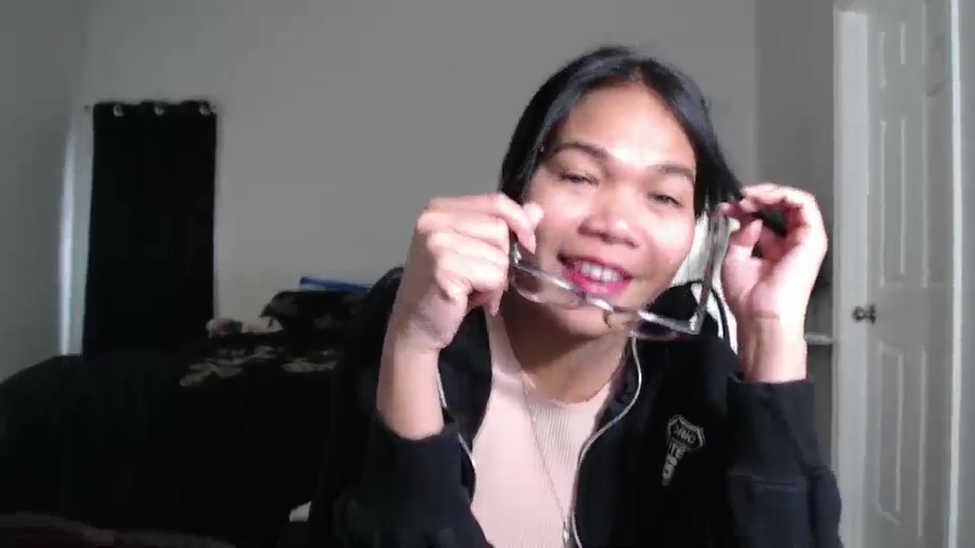 Gallery image thumbnail from Littlekai2023's myfreecams stream on, 12/23/2024, 19:23 image 18 of 20