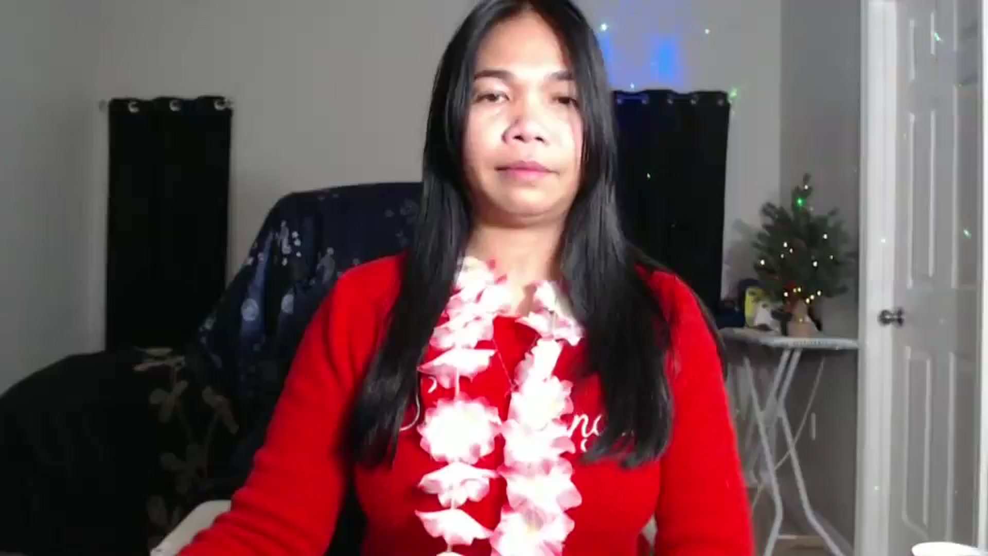 Gallery image thumbnail from Littlekai2023's myfreecams stream on, 12/25/2024, 04:43 image 14 of 20