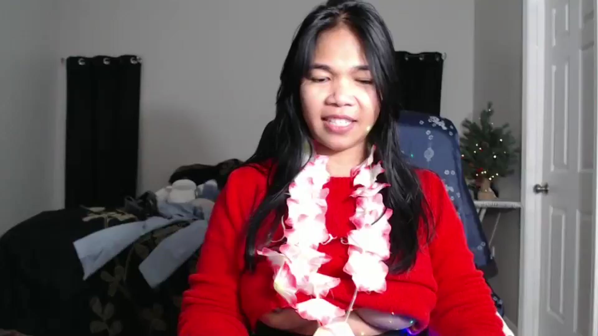 Gallery image thumbnail from Littlekai2023's myfreecams stream on, 12/25/2024, 04:43 image 20 of 20