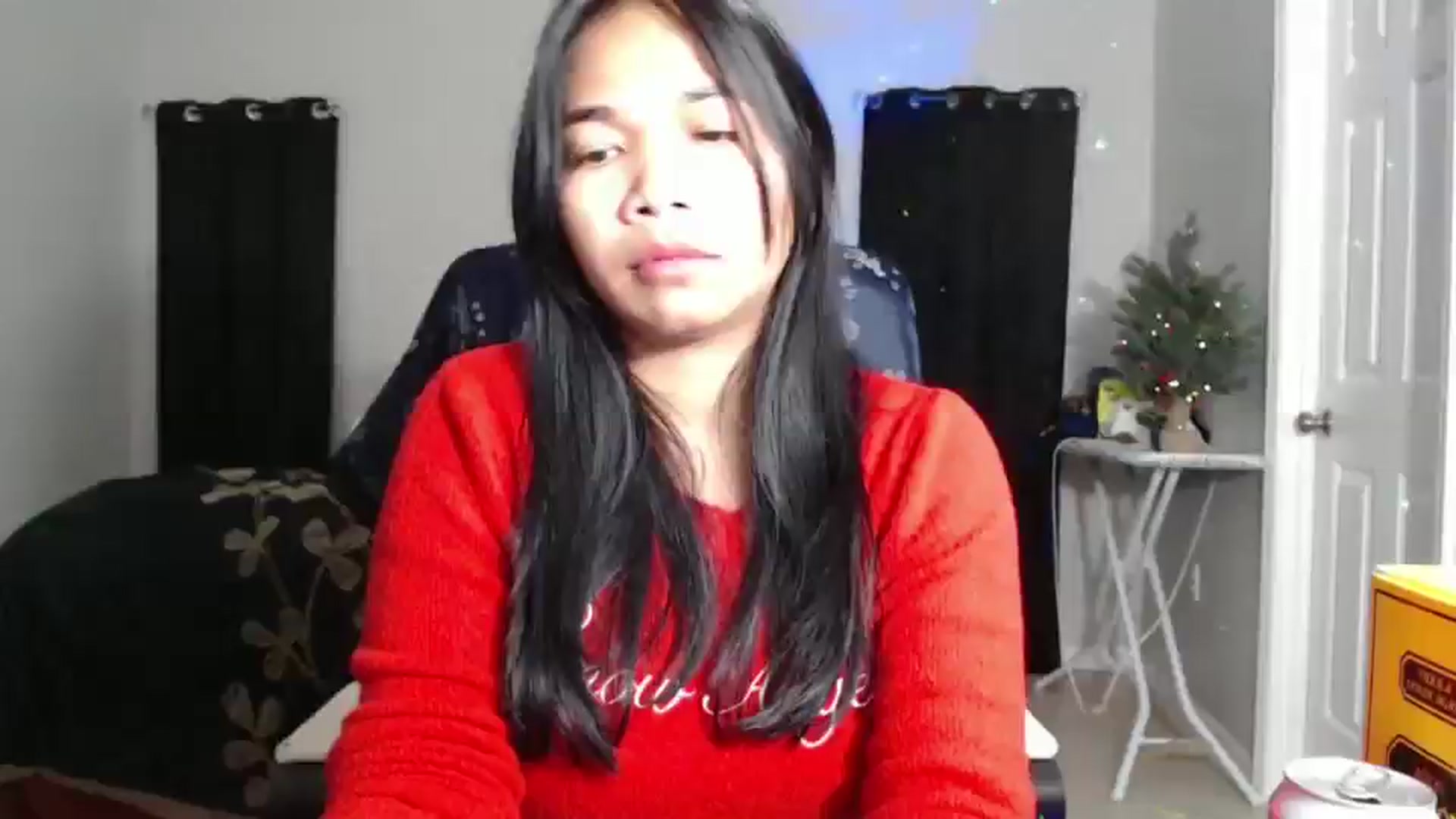 Gallery image thumbnail from Littlekai2023's myfreecams stream on, 12/25/2024, 04:43 image 8 of 20
