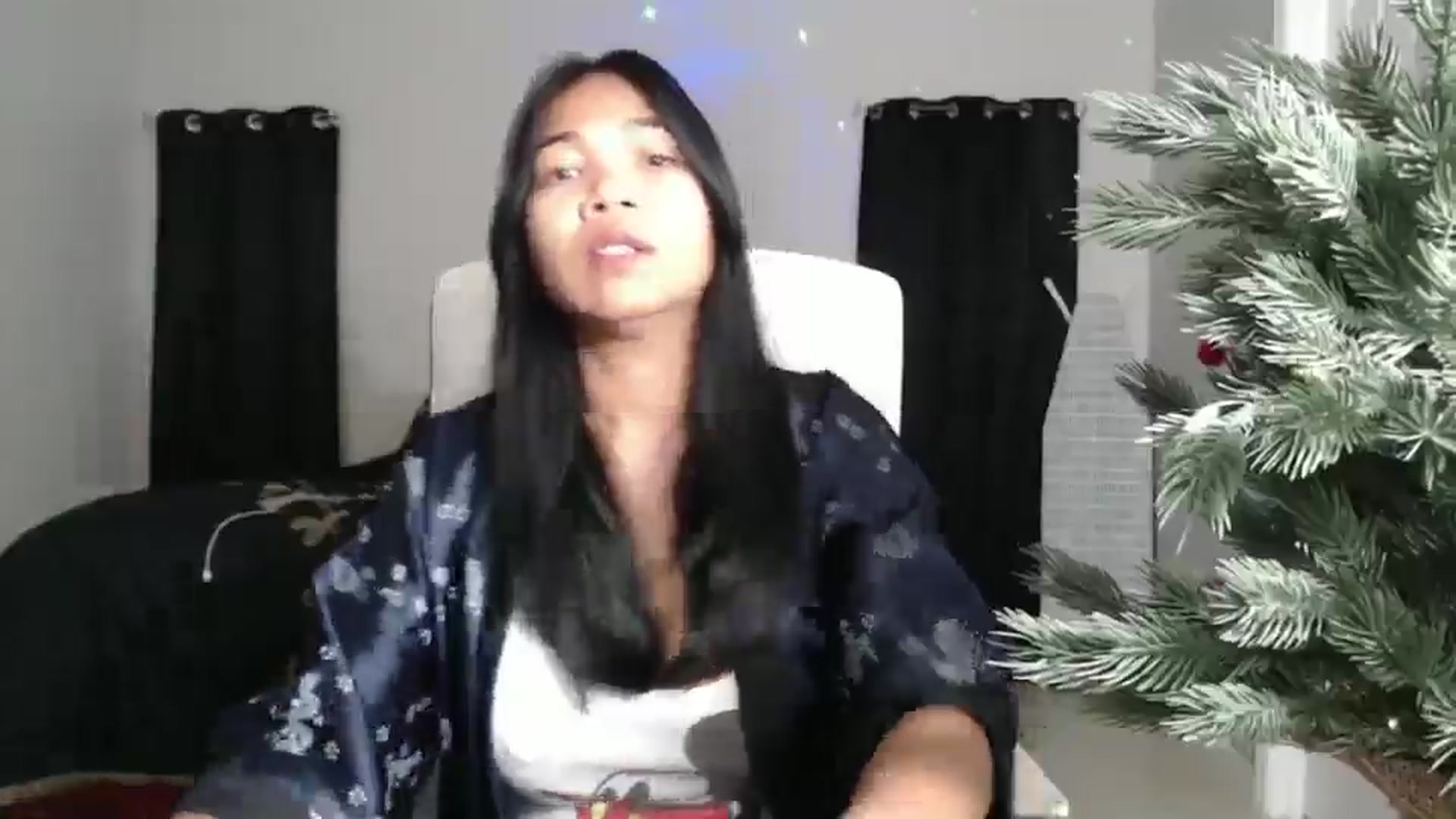 Gallery image thumbnail from Littlekai2023's myfreecams stream on, 12/26/2024, 06:50 image 5 of 20