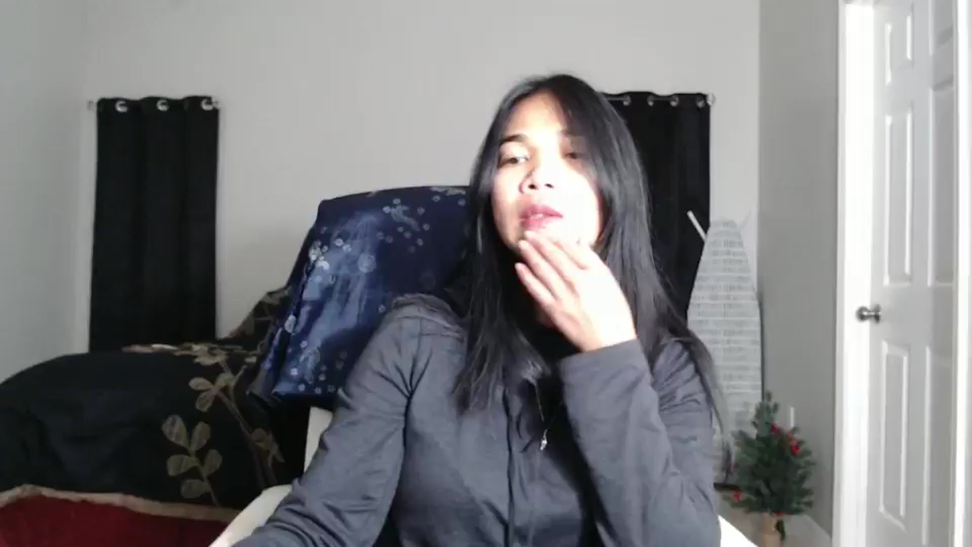 Gallery image thumbnail from Littlekai2023's myfreecams stream on, 12/26/2024, 23:54 image 6 of 20