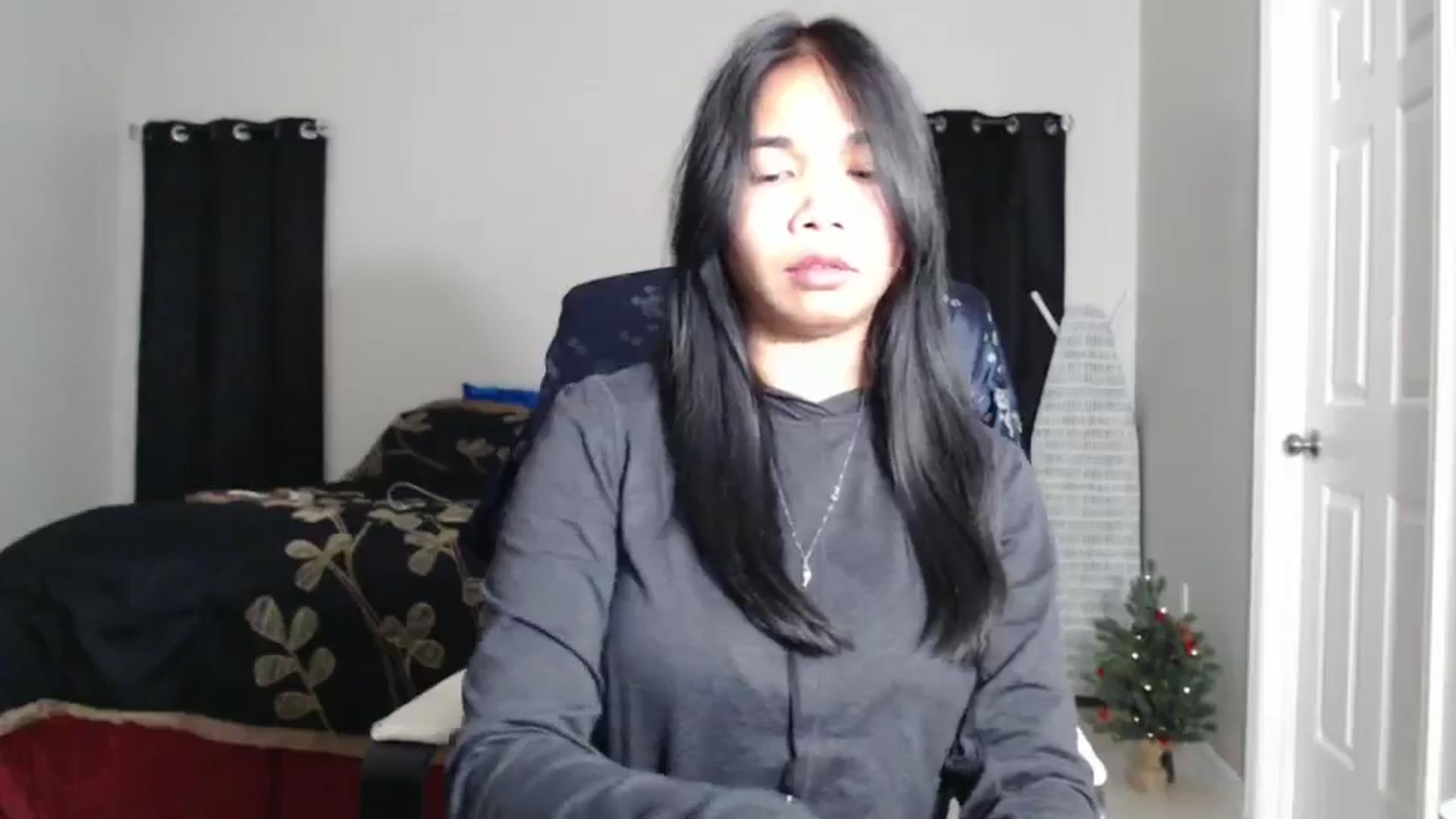 Gallery image thumbnail from Littlekai2023's myfreecams stream on, 12/27/2024, 01:50 image 13 of 20
