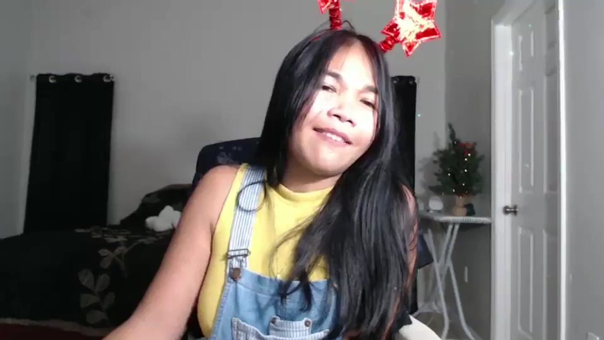 Gallery image thumbnail from Littlekai2025's myfreecams stream on, 01/01/2025, 05:16 image 20 of 20