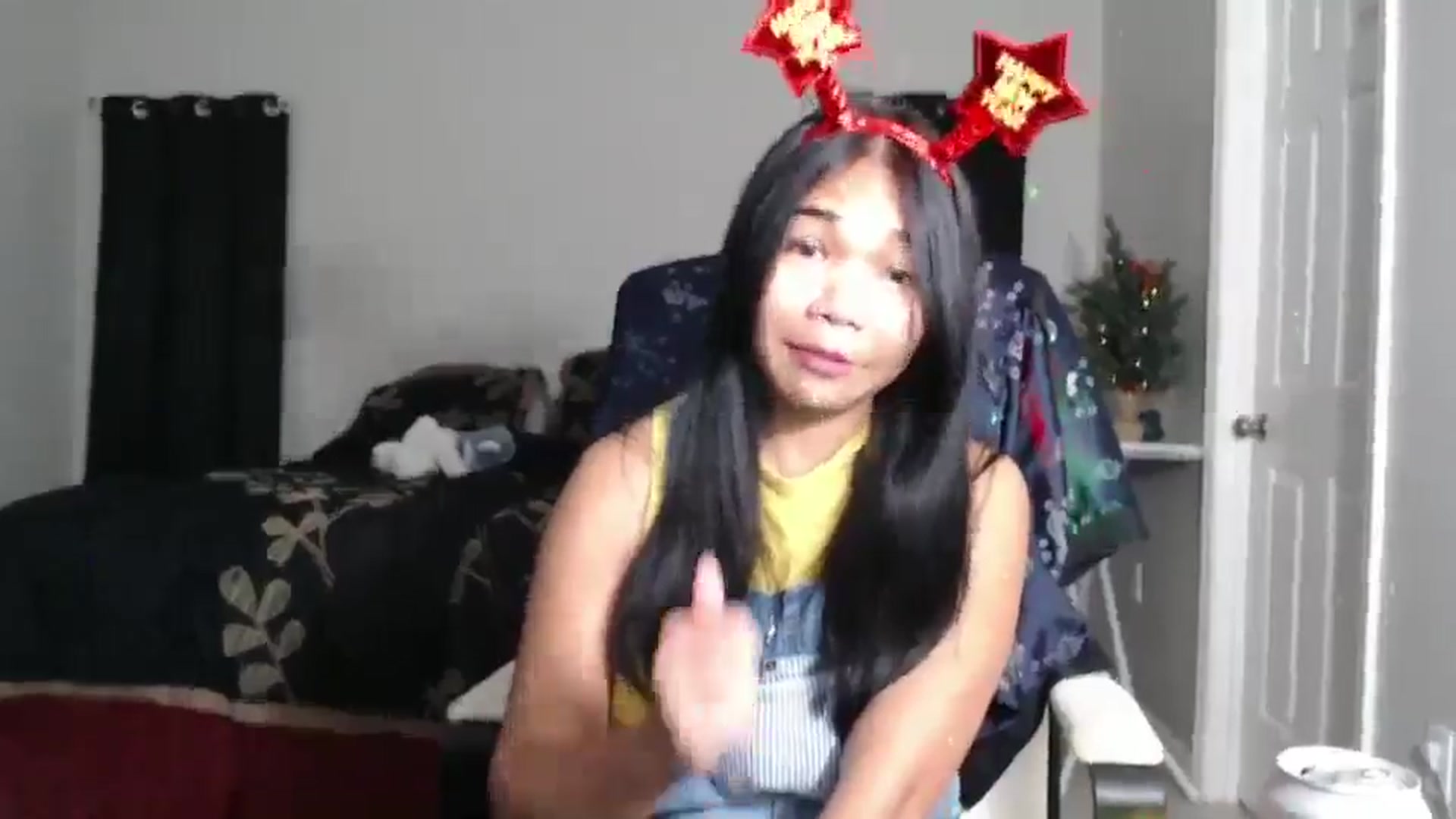 Gallery image thumbnail from Littlekai2025's myfreecams stream on, 01/01/2025, 05:16 image 8 of 20
