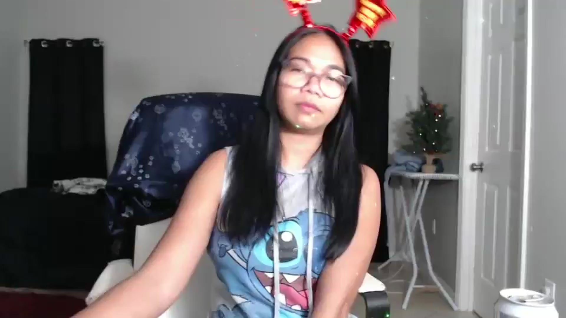 Gallery image thumbnail from Littlekai2025's myfreecams stream on, 01/02/2025, 03:22 image 9 of 20