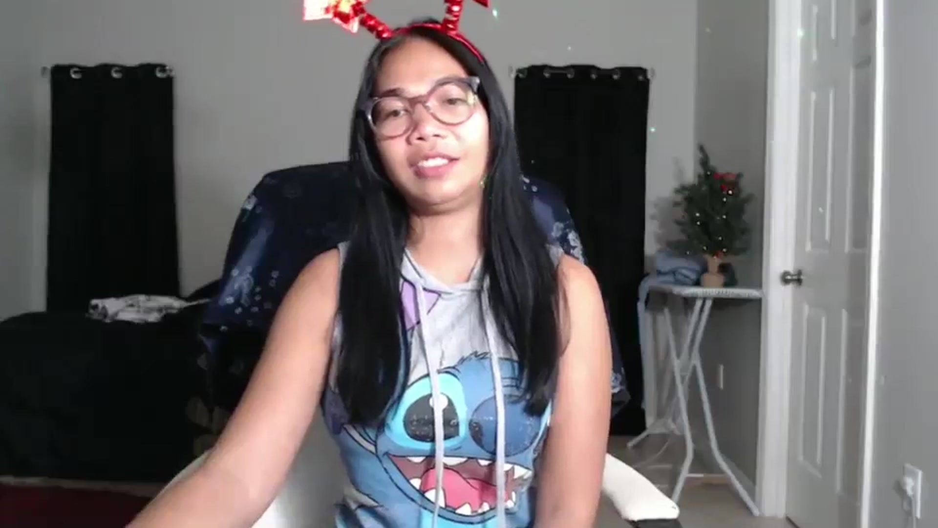 Gallery image thumbnail from Littlekai2025's myfreecams stream on, 01/02/2025, 03:22 image 7 of 20