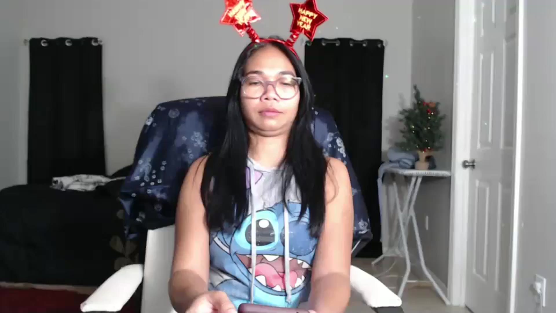 Gallery image thumbnail from Littlekai2025's myfreecams stream on, 01/02/2025, 03:22 image 8 of 20