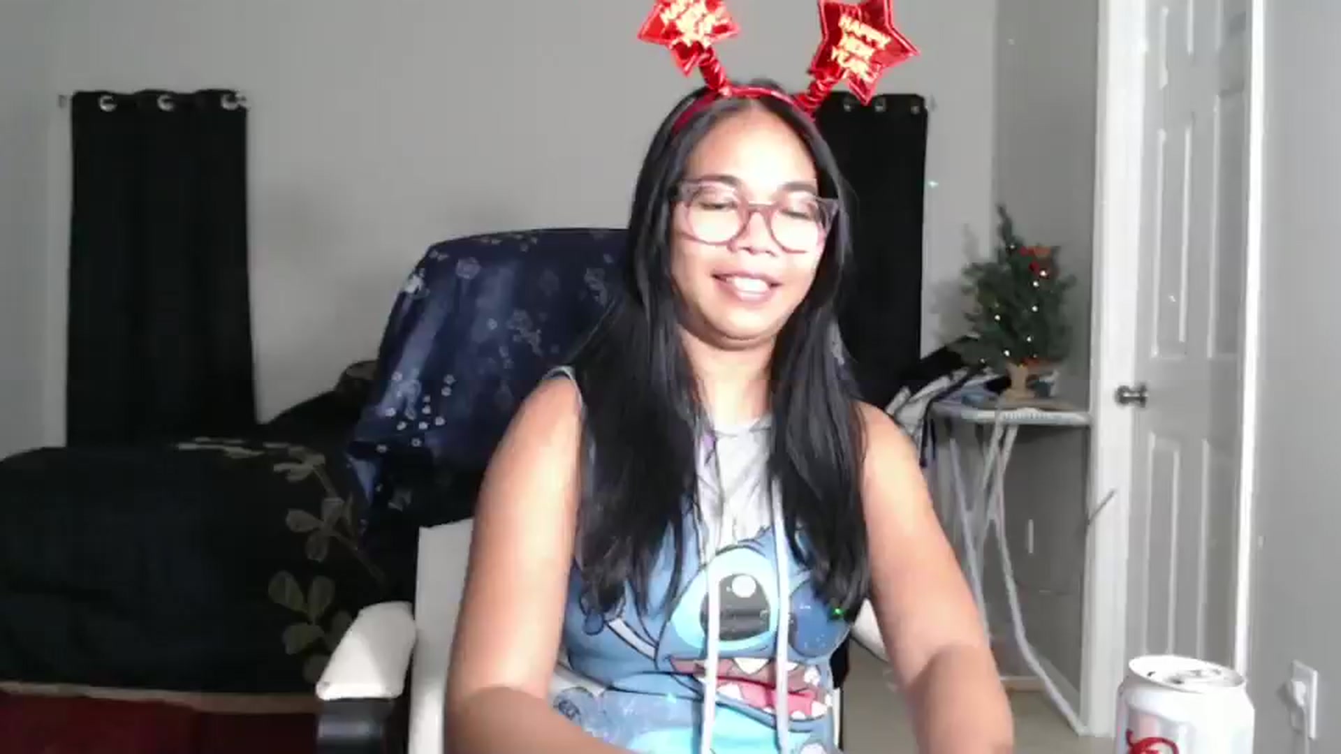 Gallery image thumbnail from Littlekai2025's myfreecams stream on, 01/02/2025, 03:22 image 14 of 20