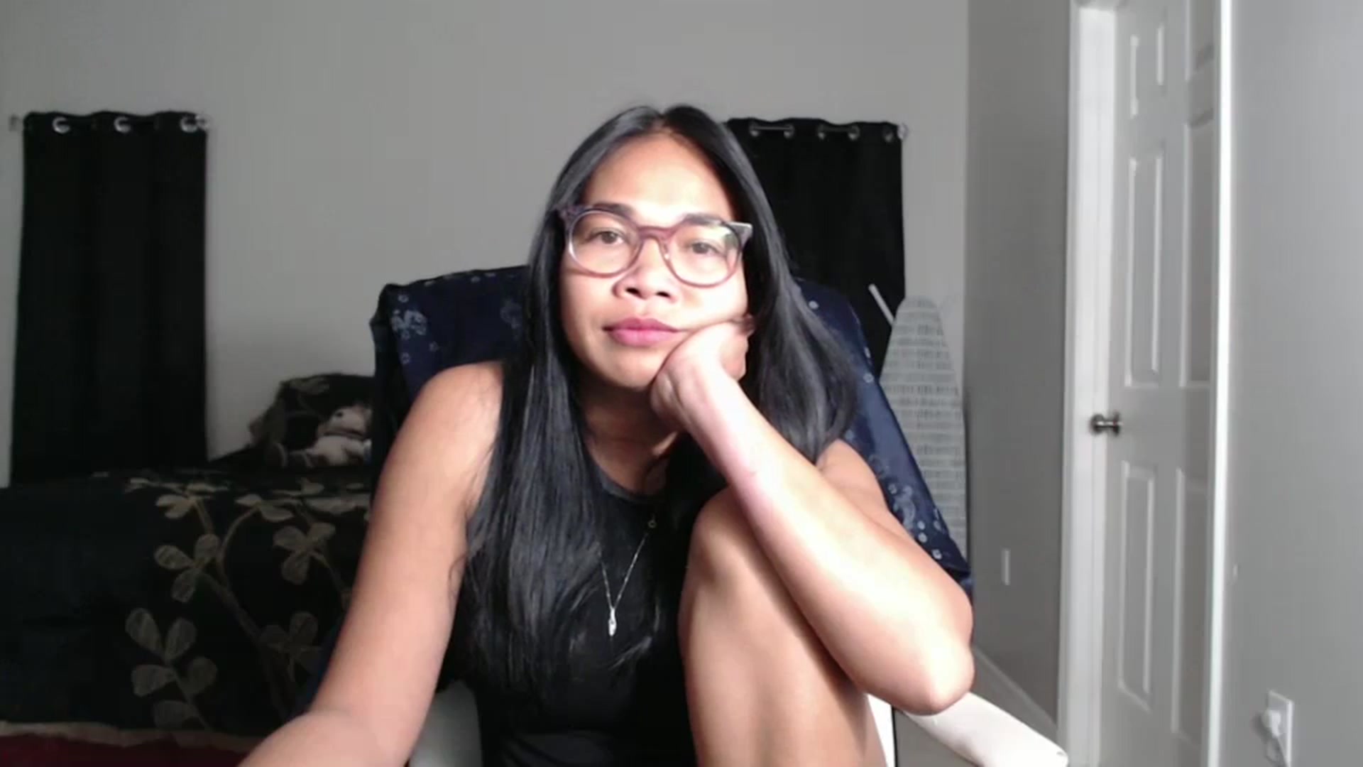 Gallery image thumbnail from Littlekai2025's myfreecams stream on, 01/08/2025, 04:10 image 8 of 20