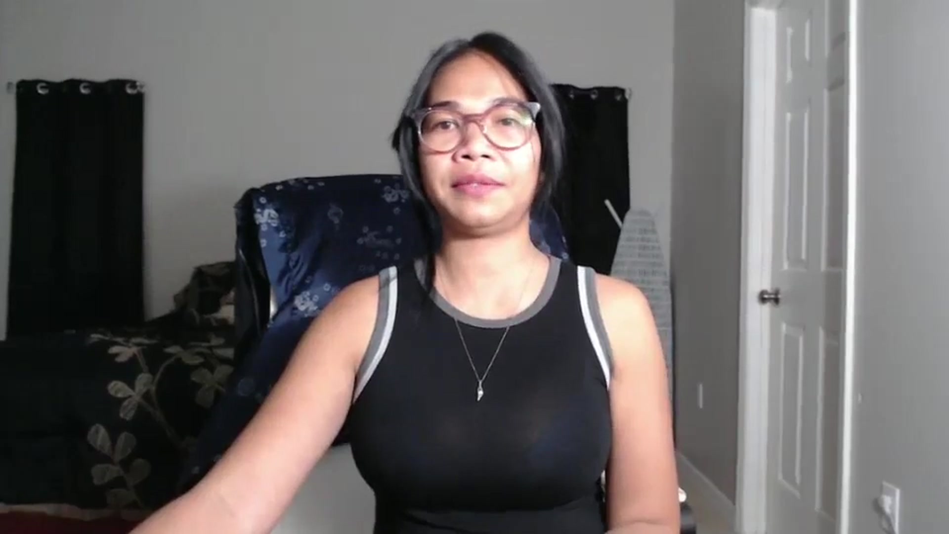 Gallery image thumbnail from Littlekai2025's myfreecams stream on, 01/08/2025, 04:10 image 16 of 20