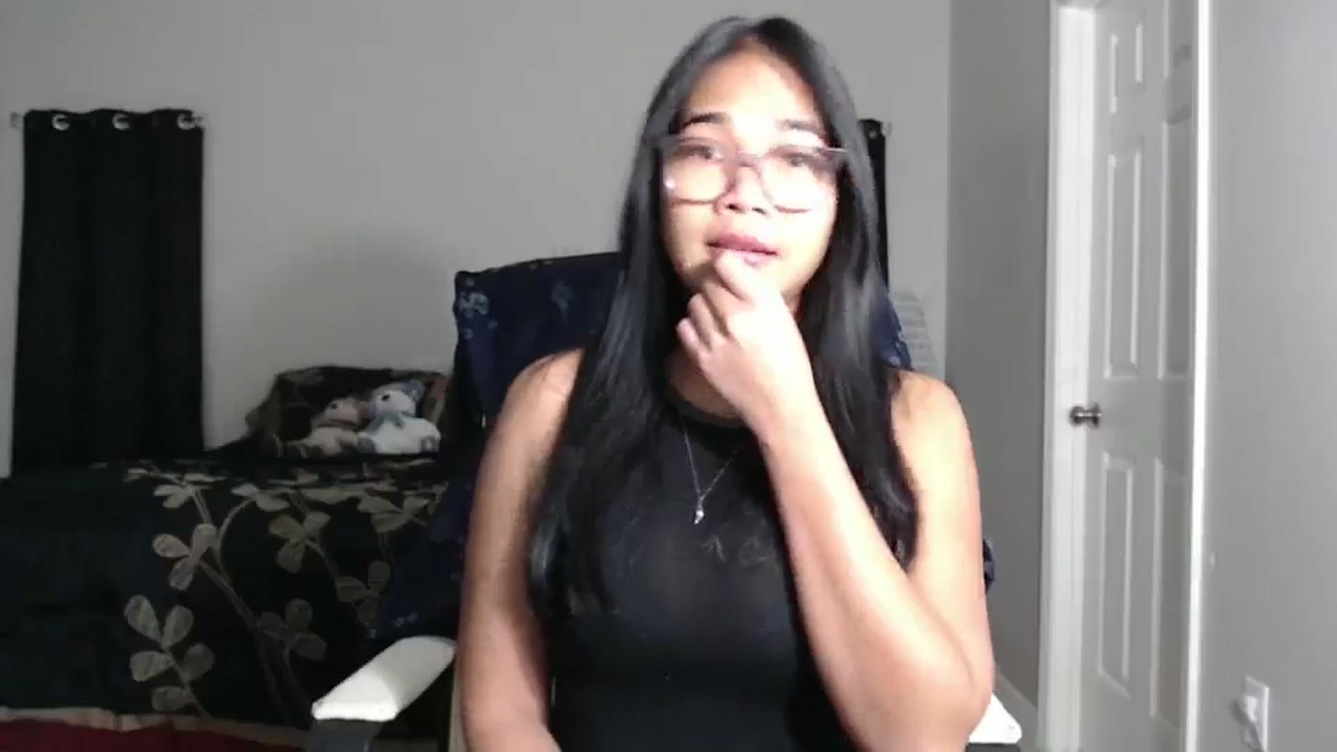 Gallery image thumbnail from Littlekai2025's myfreecams stream on, 01/08/2025, 04:10 image 3 of 20