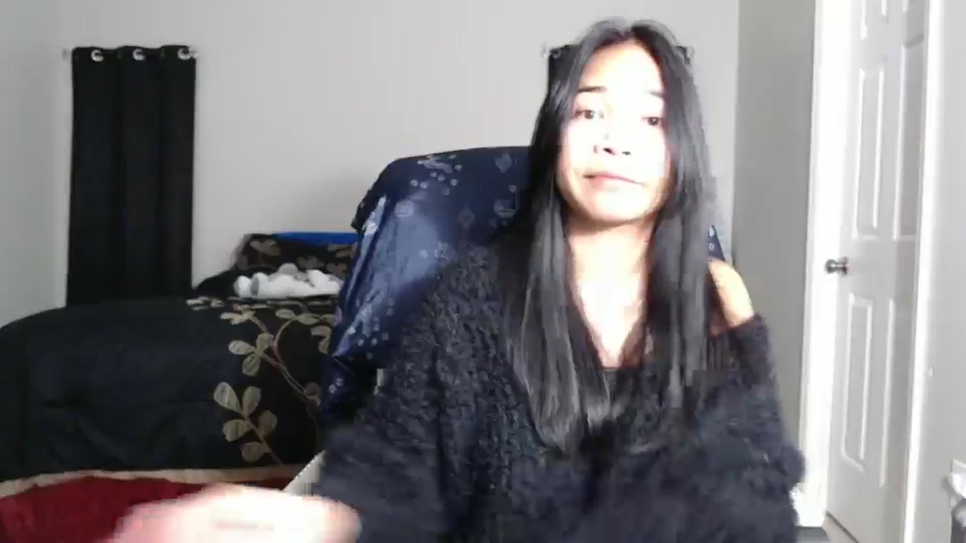 Gallery image thumbnail from Littlekai2025's myfreecams stream on, 01/14/2025, 04:59 image 8 of 20