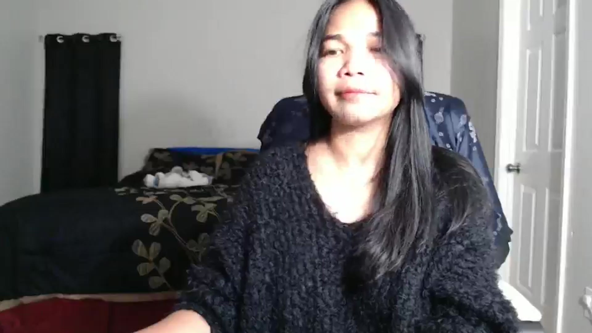 Gallery image thumbnail from Littlekai2025's myfreecams stream on, 01/14/2025, 04:59 image 18 of 20