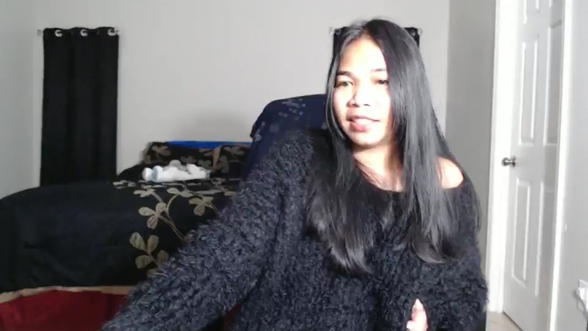 Gallery image thumbnail from Littlekai2025's myfreecams stream on, 01/14/2025, 04:59 image 14 of 20