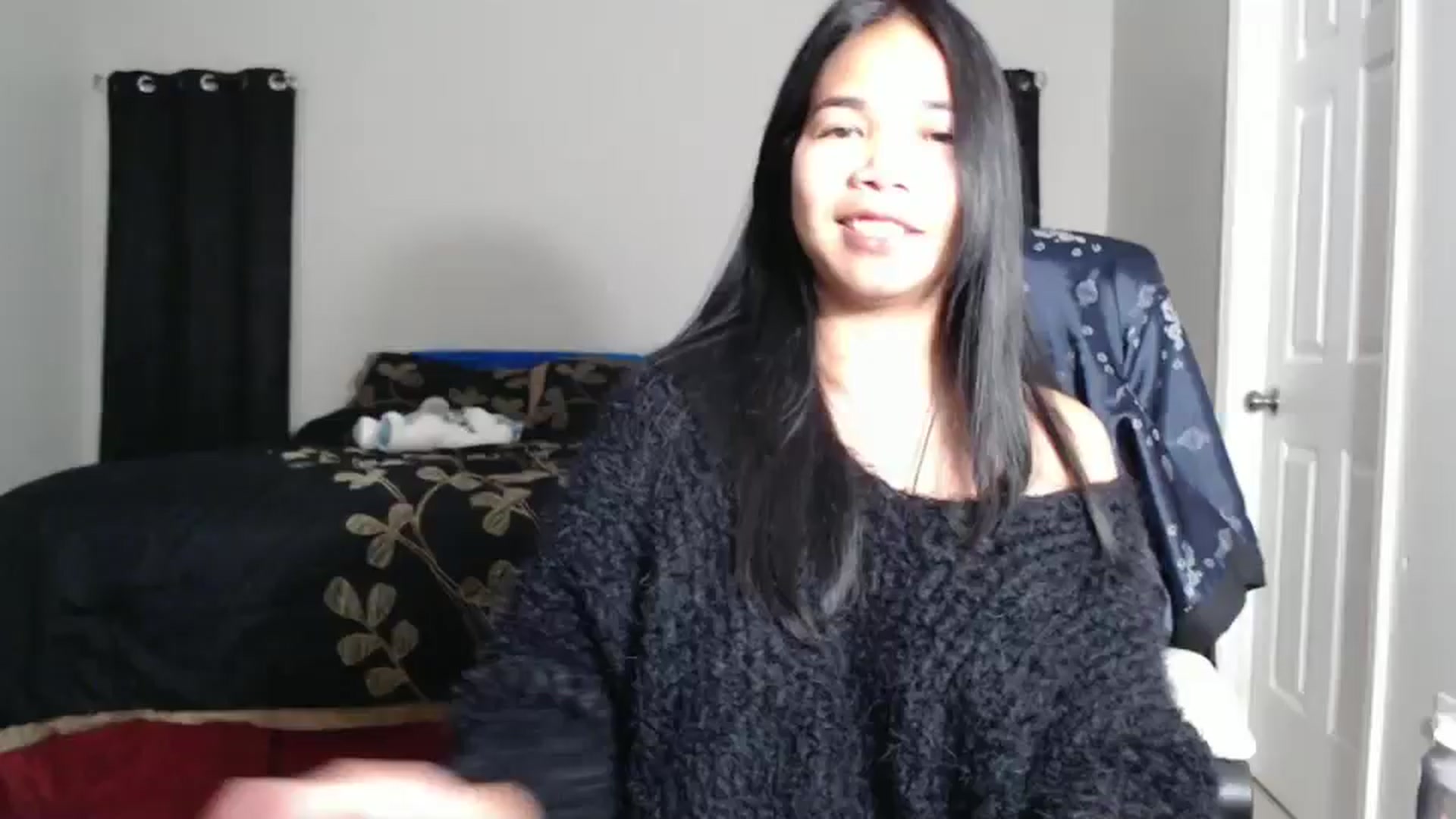 Gallery image thumbnail from Littlekai2025's myfreecams stream on, 01/14/2025, 04:59 image 16 of 20