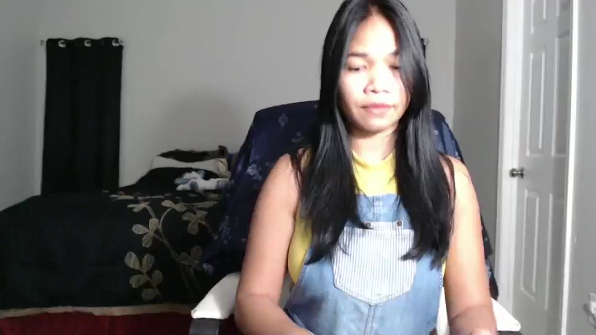 Gallery image thumbnail from Littlekai2025's myfreecams stream on, 01/15/2025, 04:28 image 8 of 20