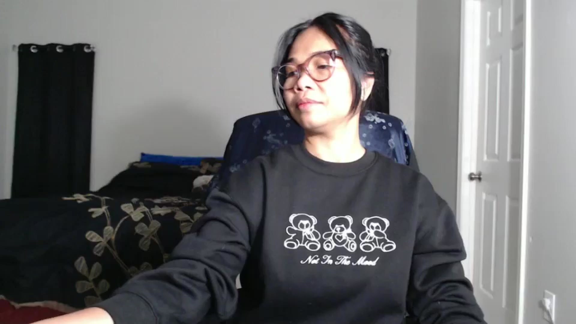 Gallery image thumbnail from Littlekai2025's myfreecams stream on, 01/17/2025, 04:33 image 5 of 20