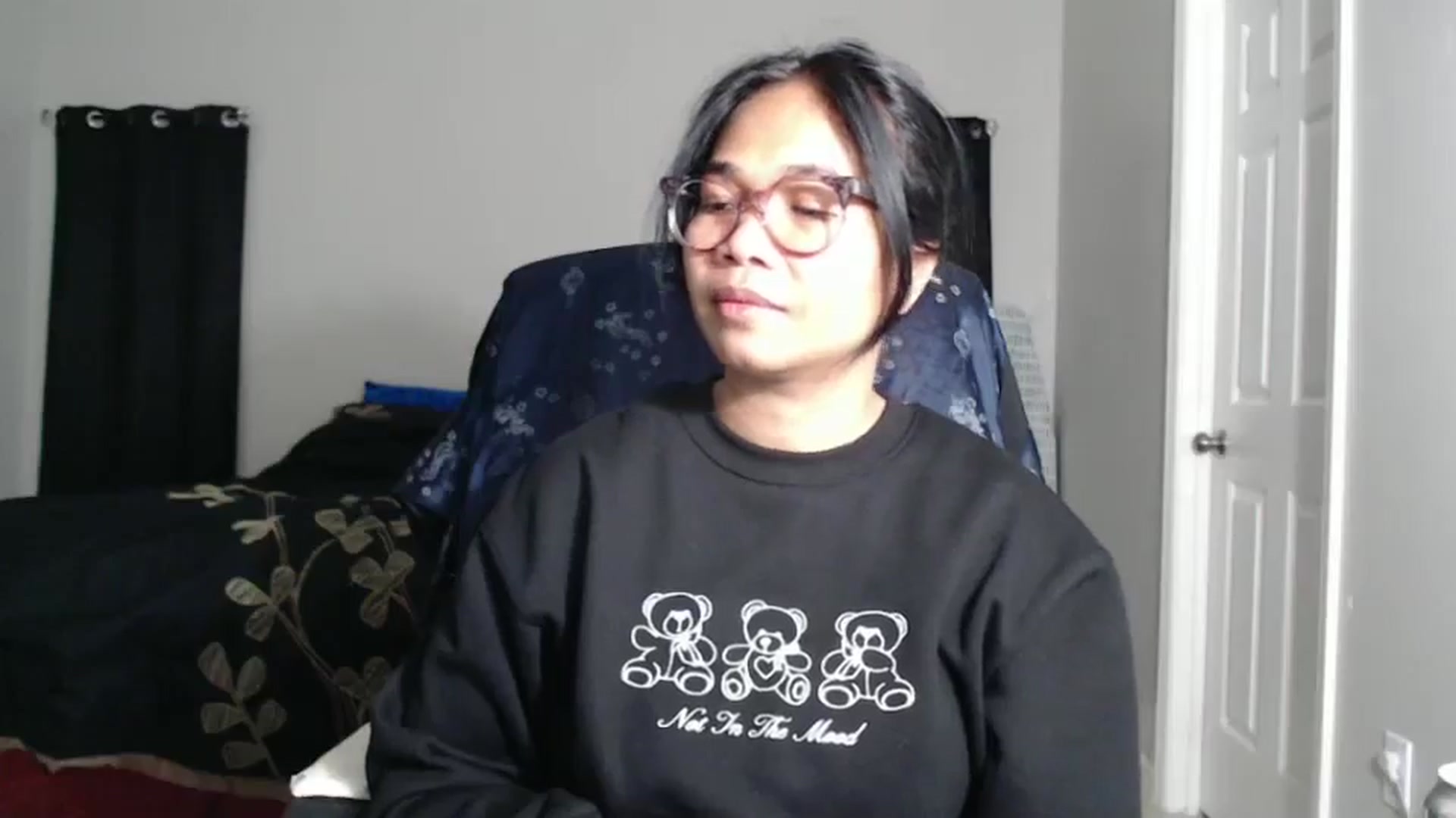 Gallery image thumbnail from Littlekai2025's myfreecams stream on, 01/17/2025, 04:33 image 13 of 20