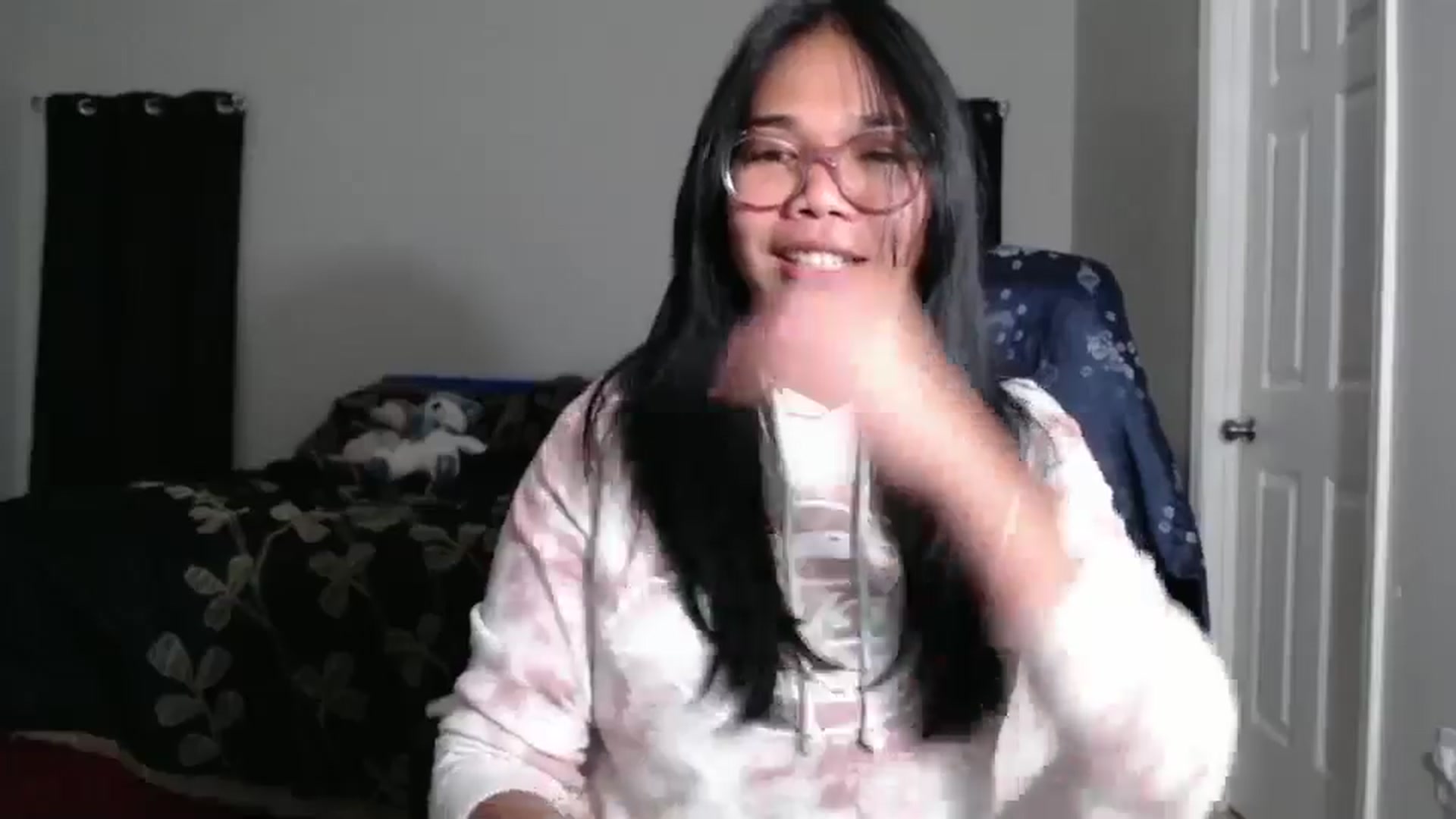 Gallery image thumbnail from Littlekai2025's myfreecams stream on, 01/20/2025, 04:53 image 8 of 20