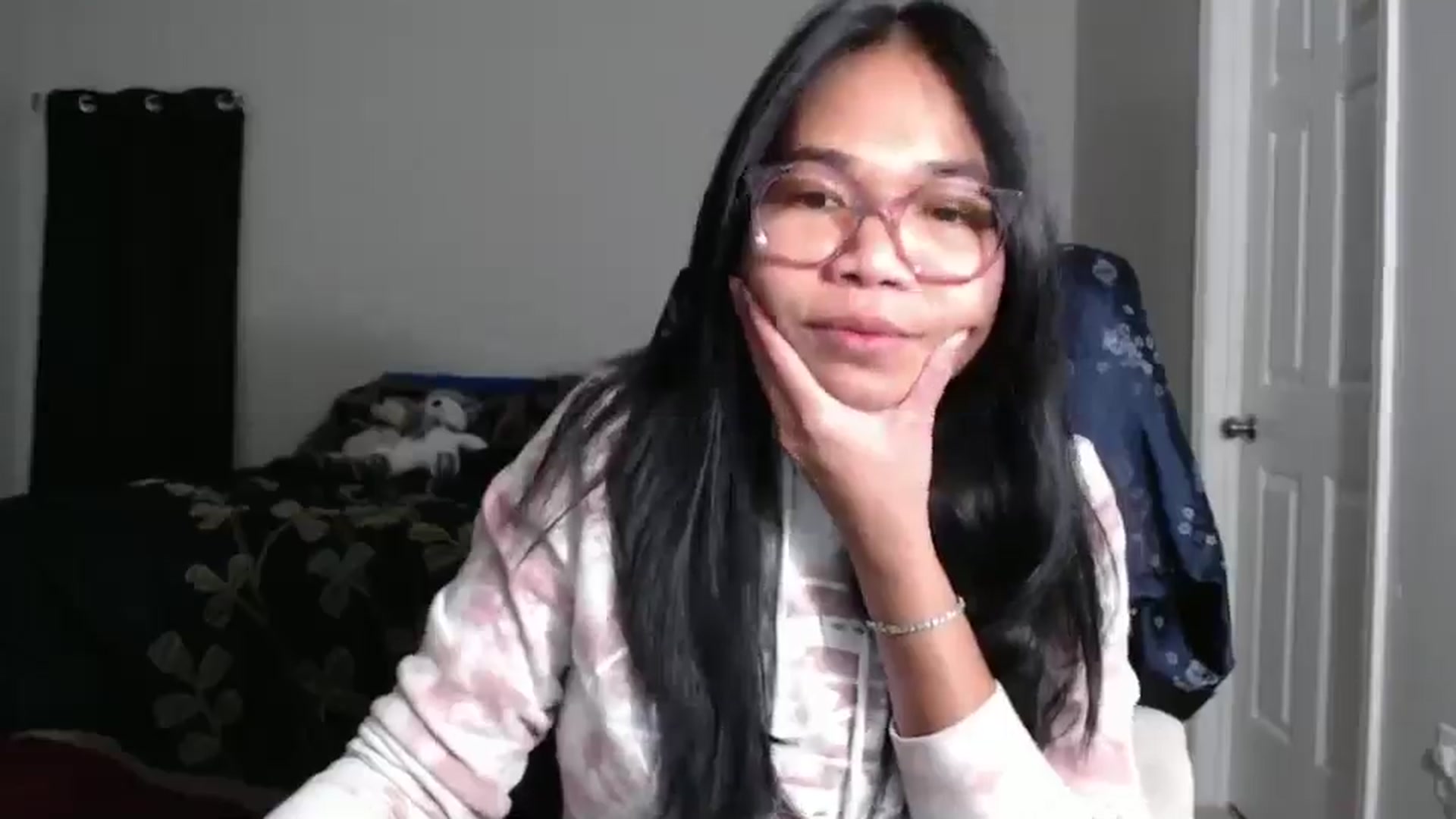 Gallery image thumbnail from Littlekai2025's myfreecams stream on, 01/20/2025, 04:53 image 7 of 20