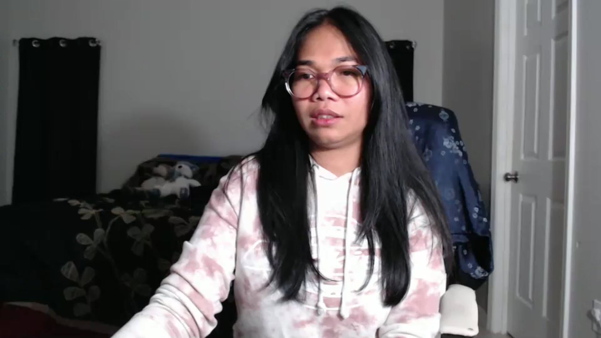 Gallery image thumbnail from Littlekai2025's myfreecams stream on, 01/20/2025, 04:53 image 9 of 20