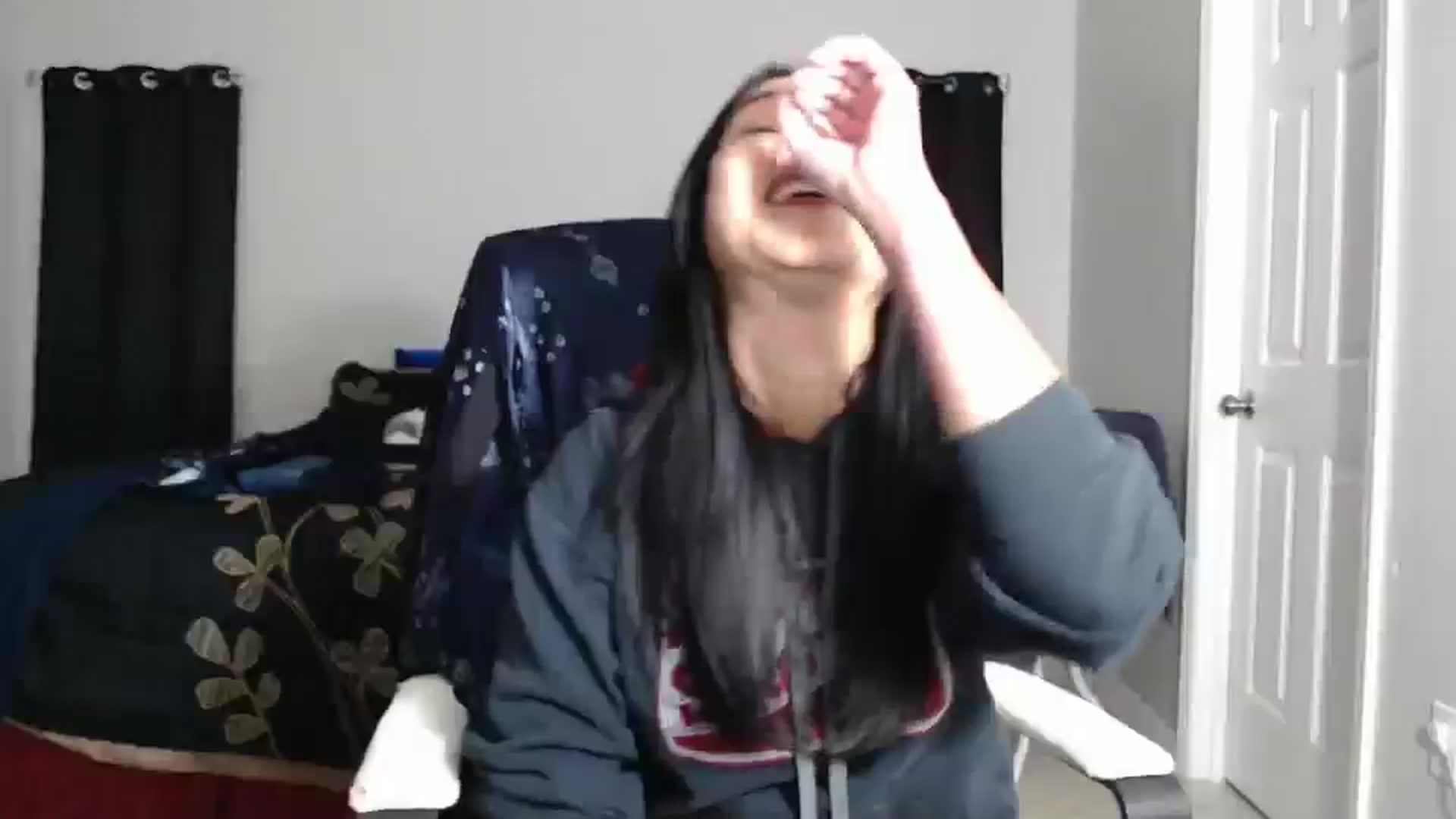 Gallery image thumbnail from Littlekai2025's myfreecams stream on, 01/21/2025, 05:26 image 3 of 20