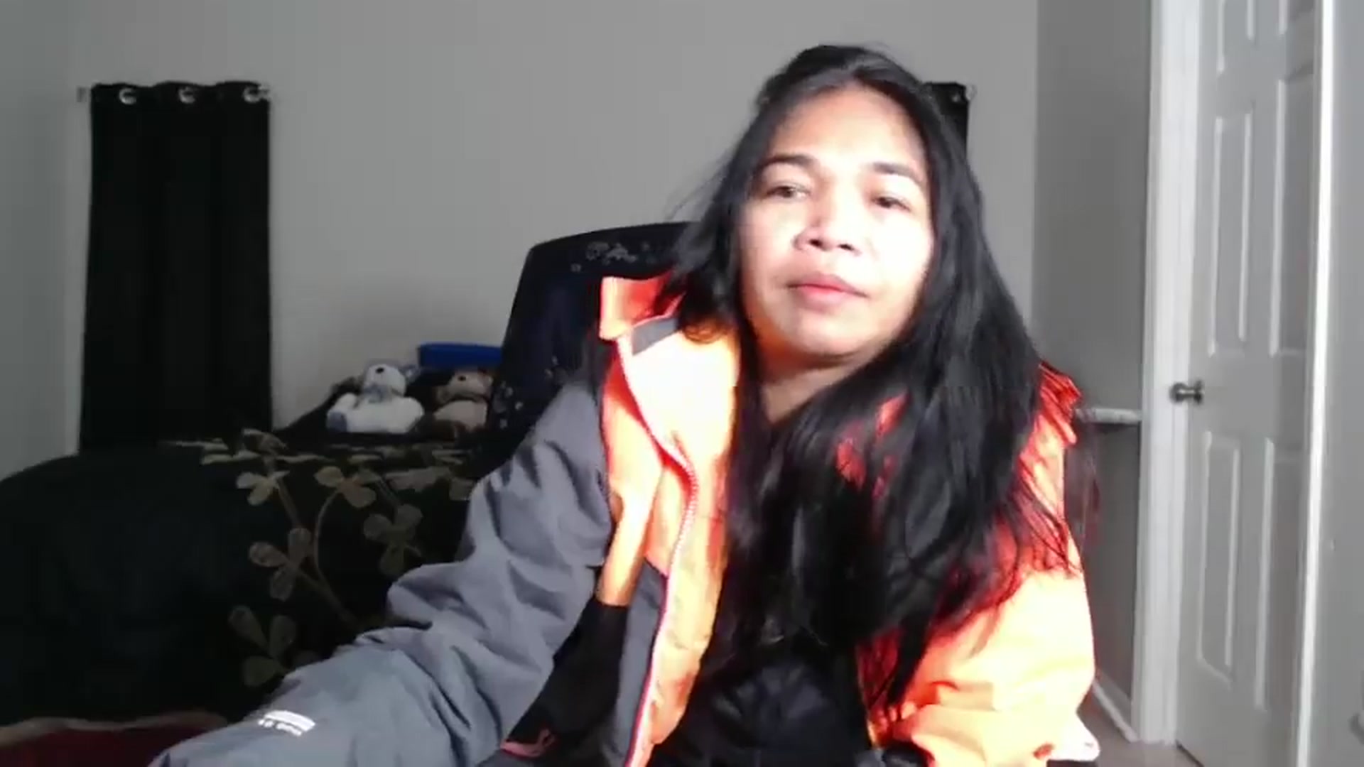 Gallery image thumbnail from Littlekai2025's myfreecams stream on, 01/22/2025, 04:00 image 6 of 20