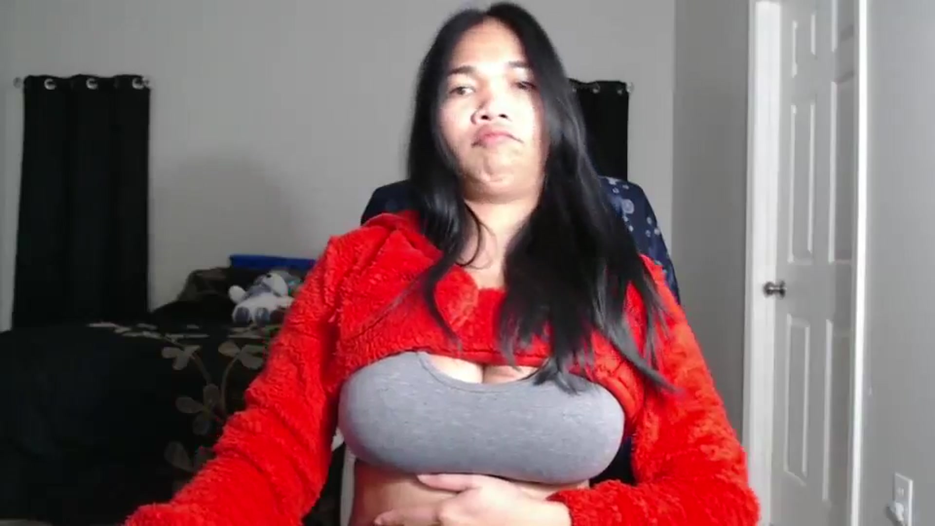 Gallery image thumbnail from Littlekai2025's myfreecams stream on, 01/26/2025, 03:26 image 11 of 20
