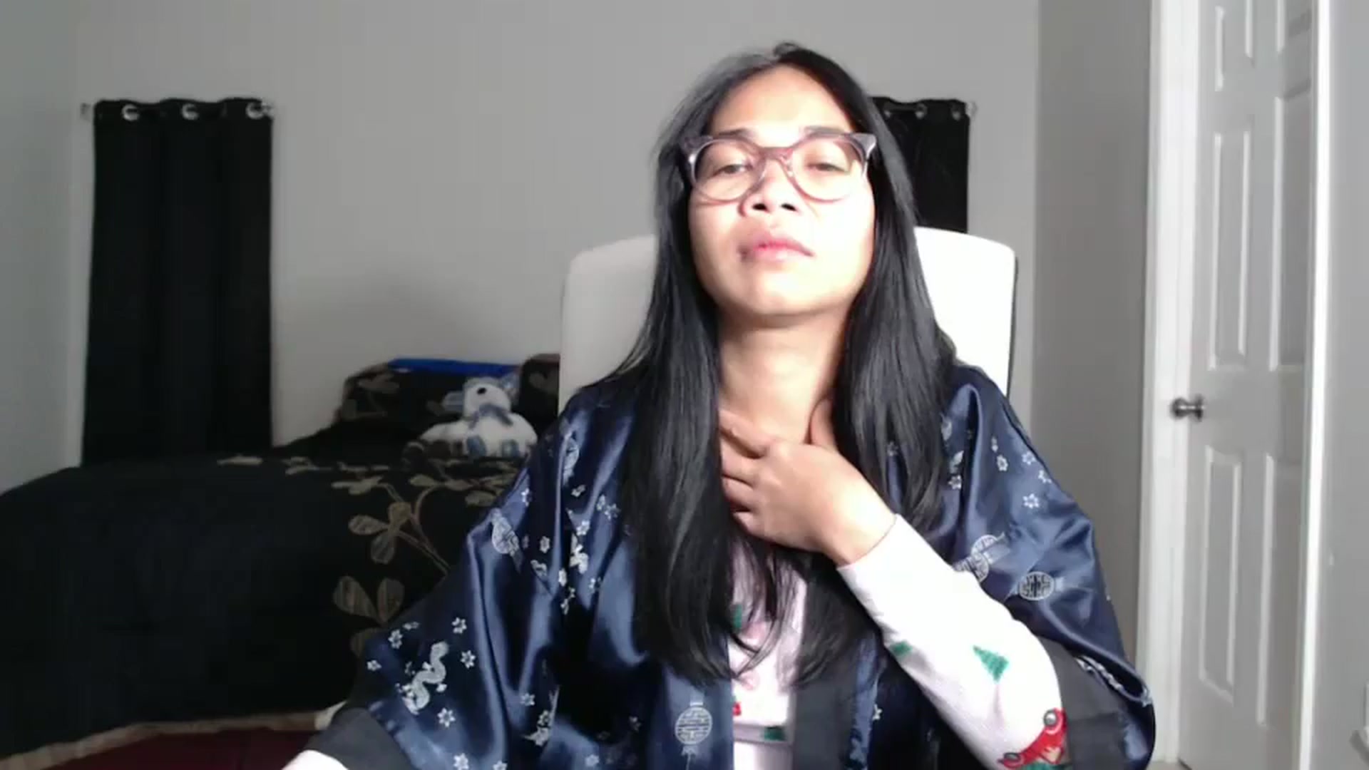 Gallery image thumbnail from Littlekai2025's myfreecams stream on, 01/27/2025, 03:35 image 10 of 20