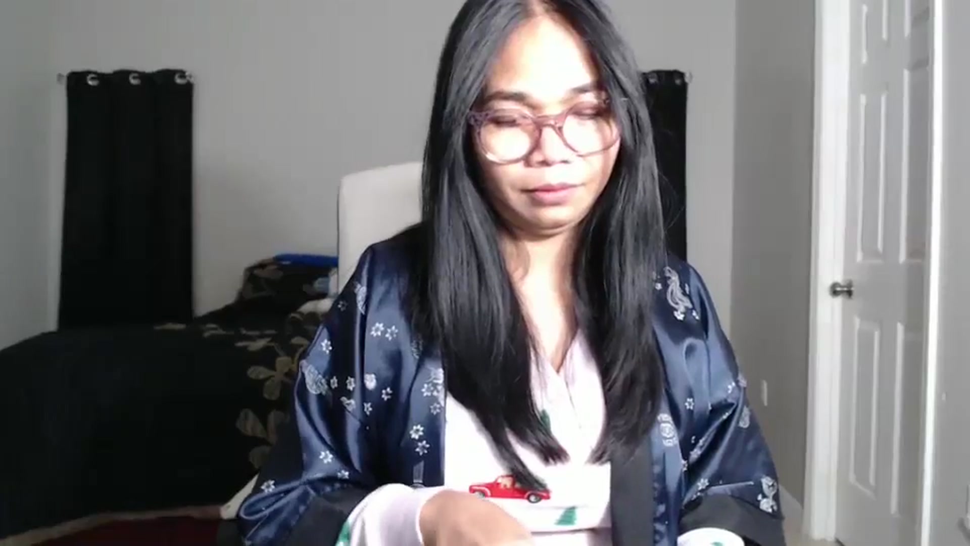 Gallery image thumbnail from Littlekai2025's myfreecams stream on, 01/27/2025, 03:35 image 14 of 20