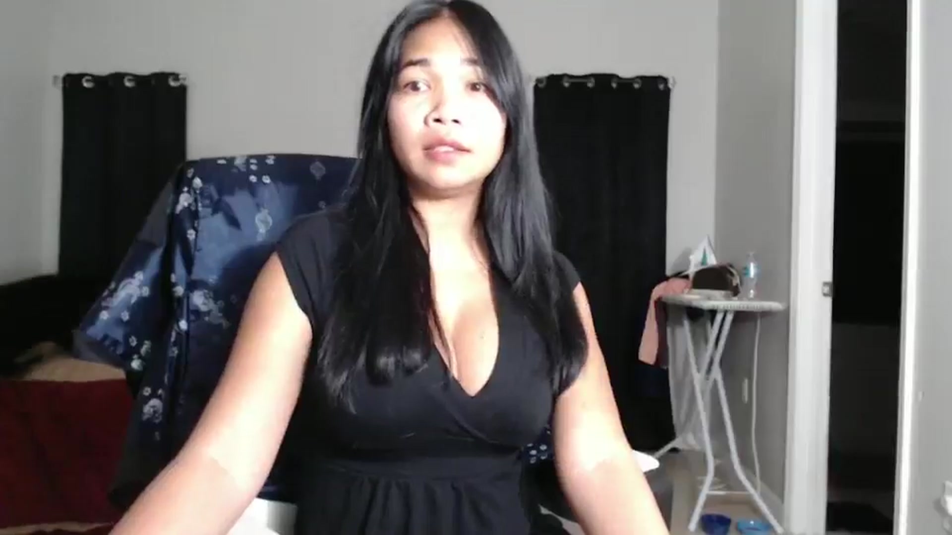 Gallery image thumbnail from Littlekai2025's myfreecams stream on, 02/10/2025, 06:25 image 2 of 20
