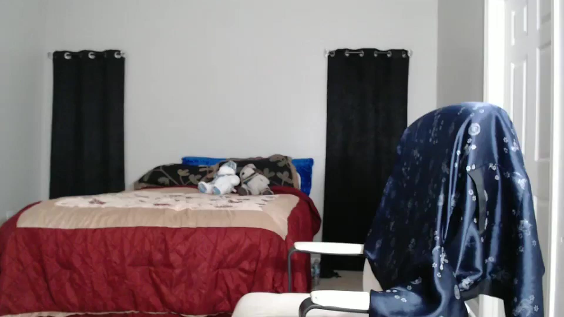 Gallery image thumbnail from Littlekai2025's myfreecams stream on, 02/10/2025, 06:25 image 12 of 20