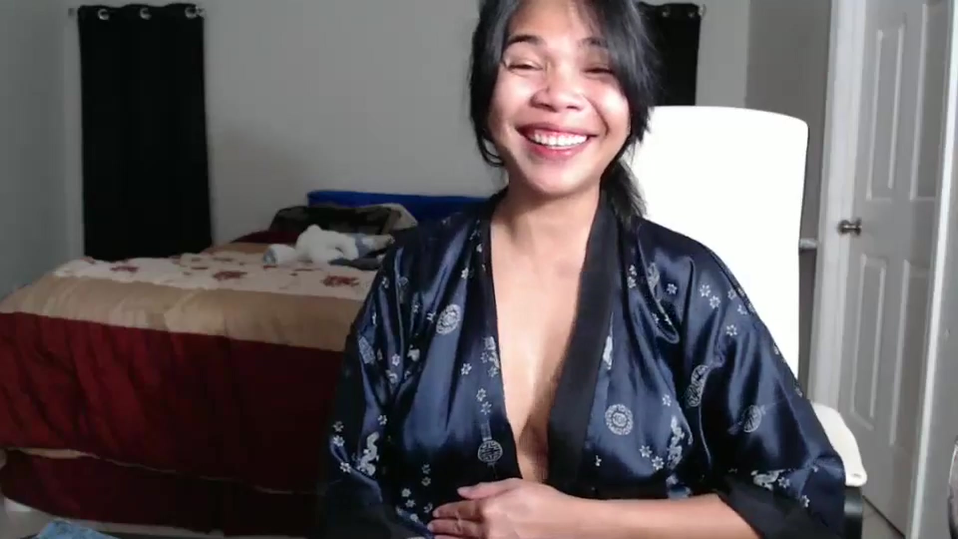 Gallery image thumbnail from Littlekai2025's myfreecams stream on, 02/13/2025, 03:36 image 17 of 20