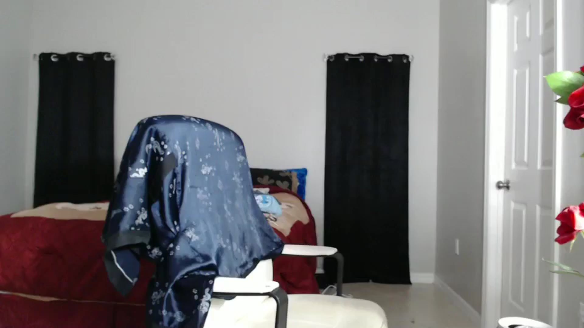 Gallery image thumbnail from Littlekai2025's myfreecams stream on, 02/17/2025, 03:31 image 8 of 20