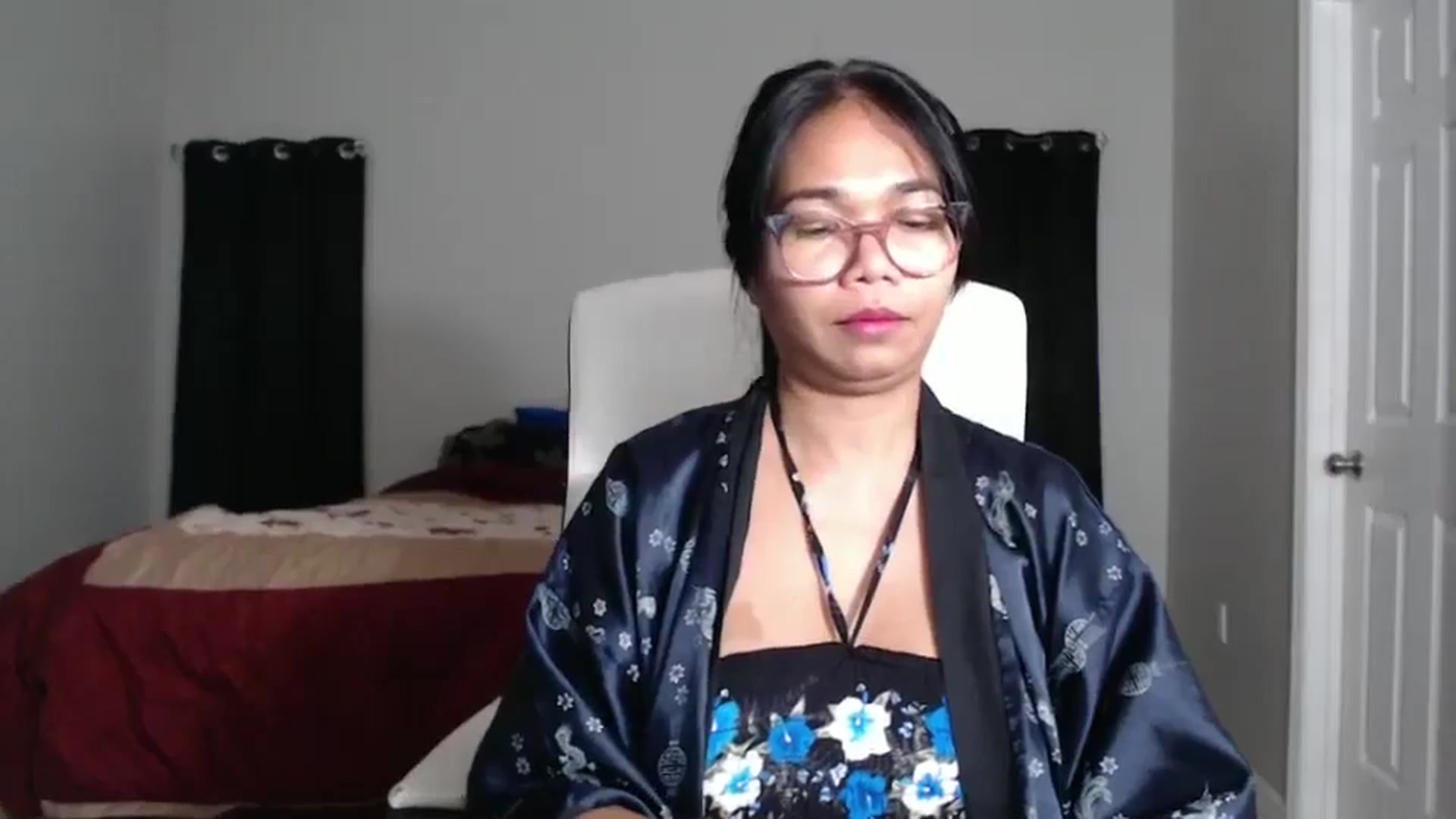 Gallery image thumbnail from Littlekai2025's myfreecams stream on, 02/20/2025, 03:32 image 19 of 20