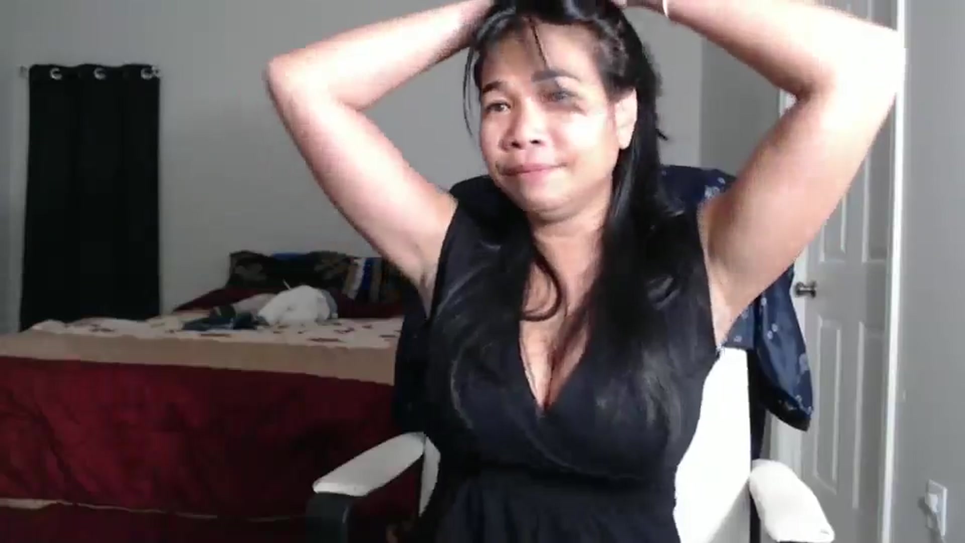Gallery image thumbnail from Littlekai2025's myfreecams stream on, 02/24/2025, 03:43 image 16 of 20