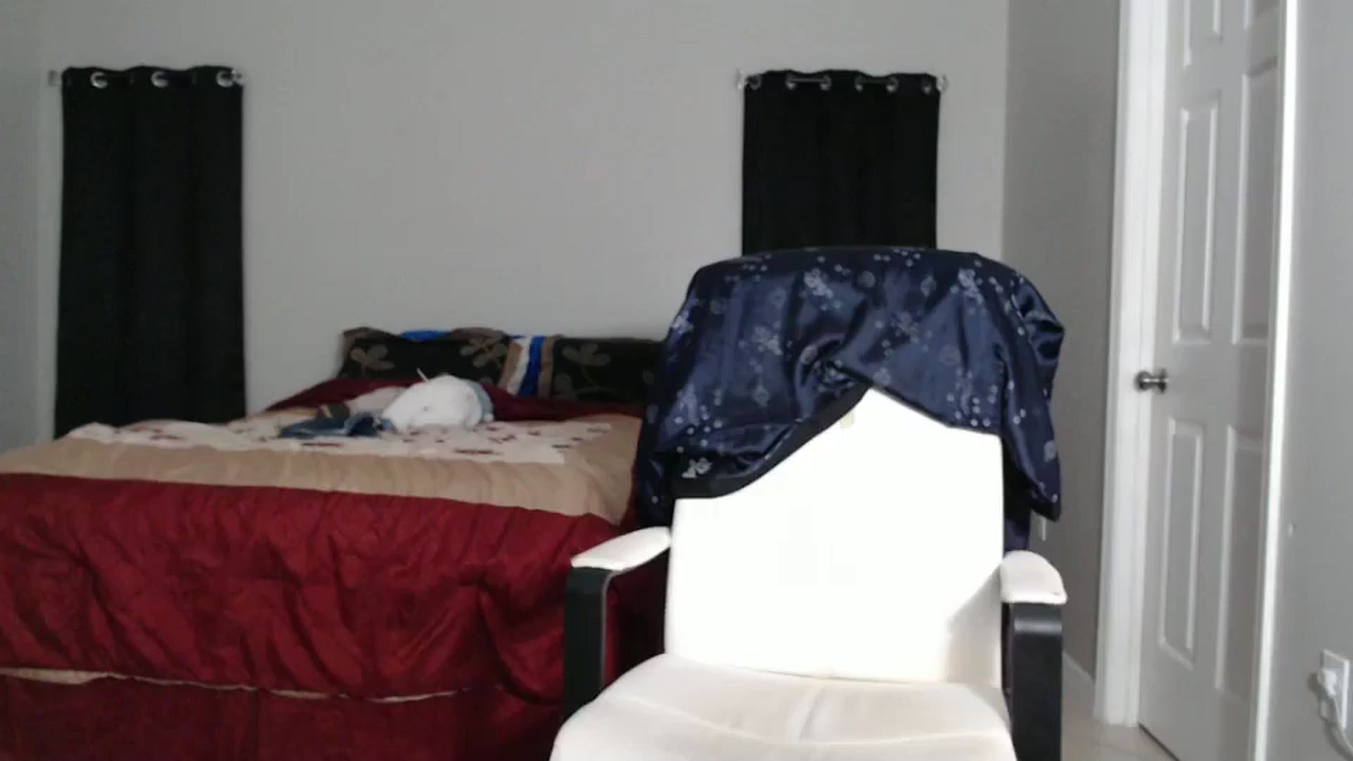 Gallery image thumbnail from Littlekai2025's myfreecams stream on, 02/24/2025, 03:43 image 1 of 20