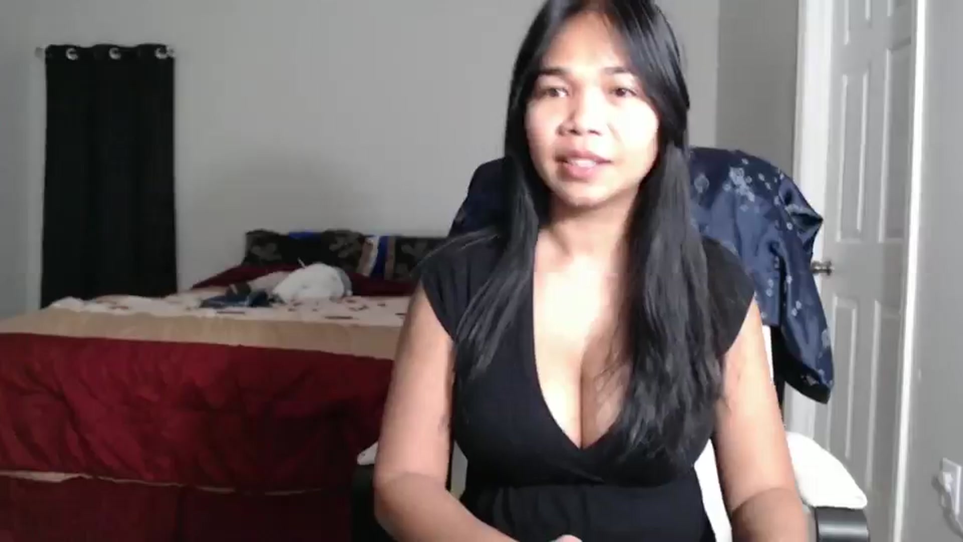 Gallery image thumbnail from Littlekai2025's myfreecams stream on, 02/24/2025, 03:43 image 10 of 20