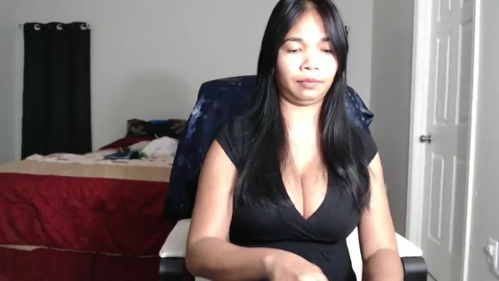 Gallery image thumbnail from Littlekai2025's myfreecams stream on, 02/24/2025, 03:43 image 8 of 20