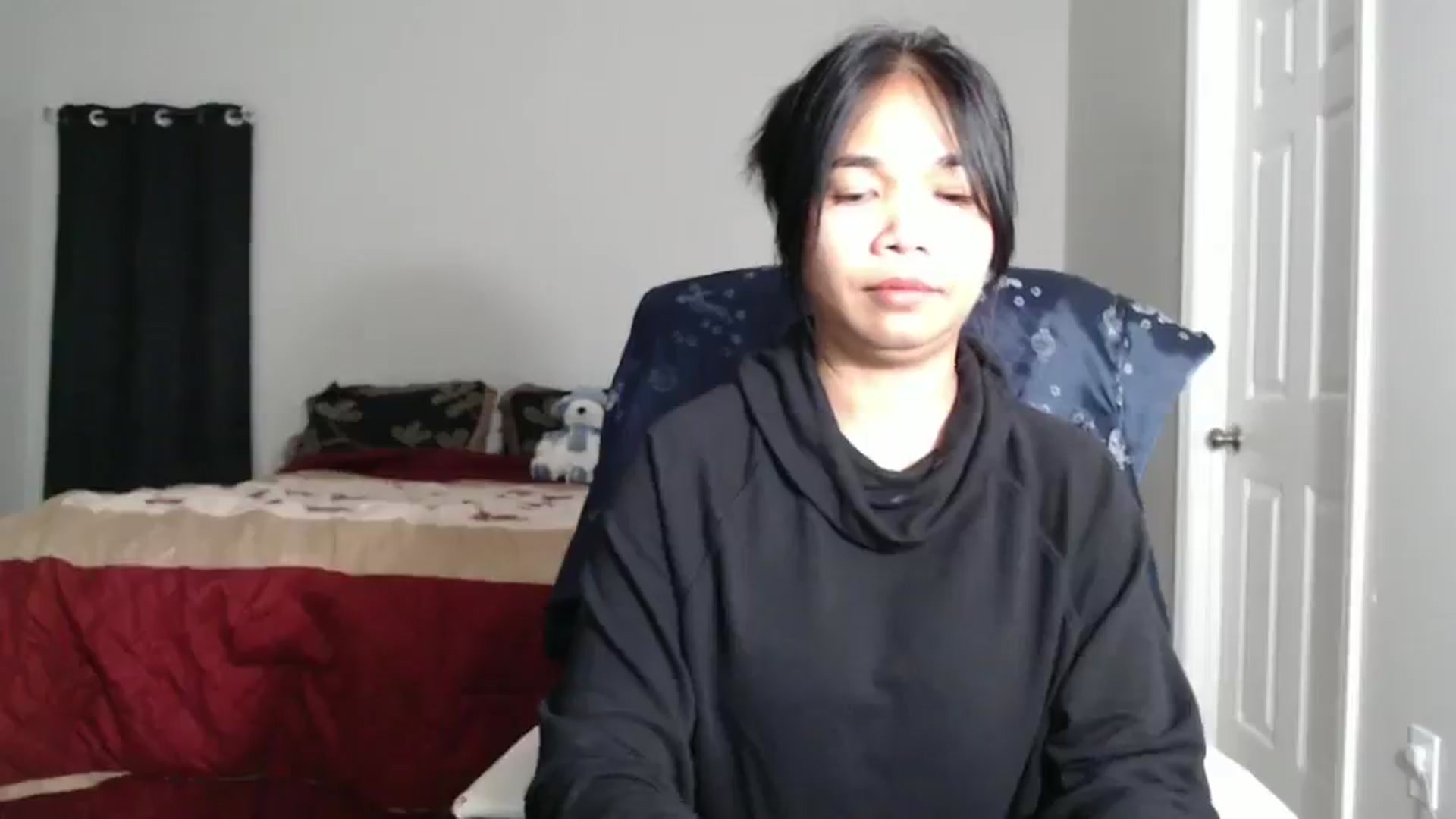 Gallery image thumbnail from Littlekai2025's myfreecams stream on, 02/25/2025, 02:50 image 9 of 20