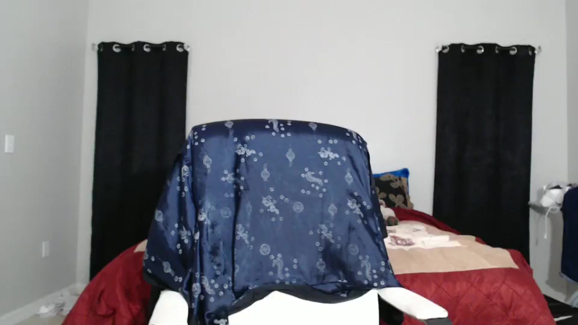 Gallery image thumbnail from Littlekai2025's myfreecams stream on, 03/03/2025, 03:08 image 10 of 20