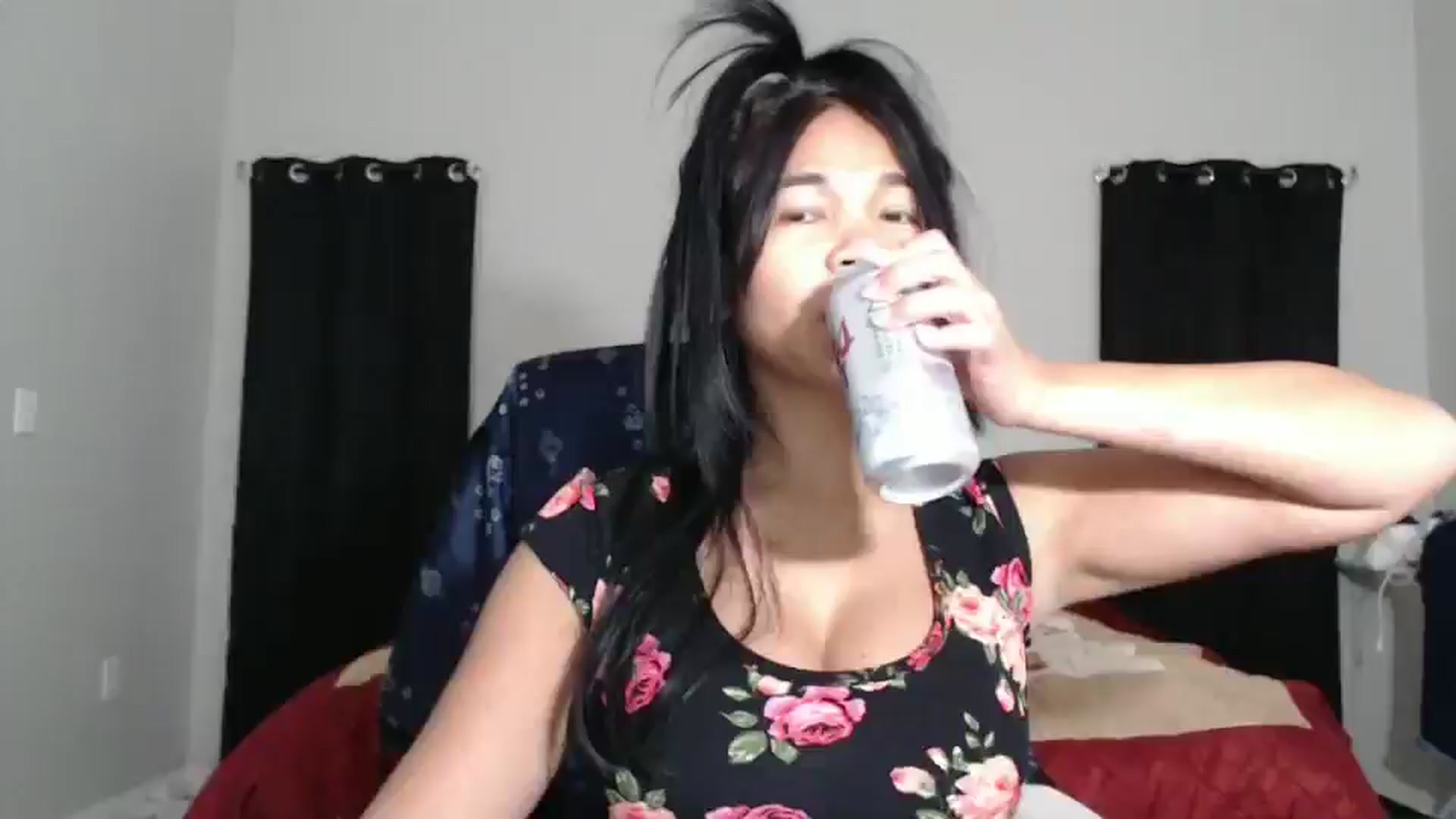 Gallery image thumbnail from Littlekai2025's myfreecams stream on, 03/03/2025, 03:08 image 4 of 20