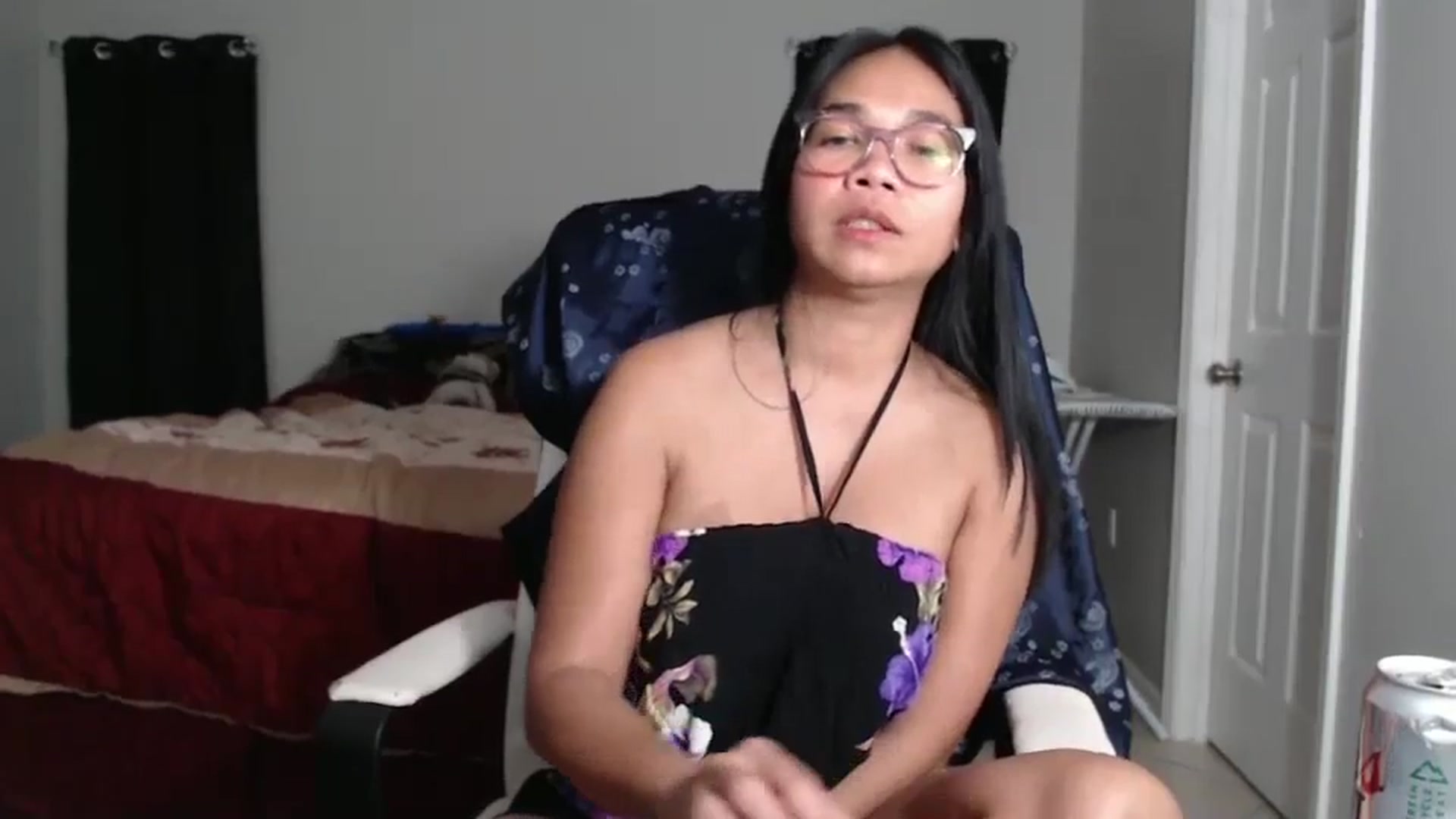 Gallery image thumbnail from Littlekai2025's myfreecams stream on, 03/04/2025, 04:41 image 6 of 20