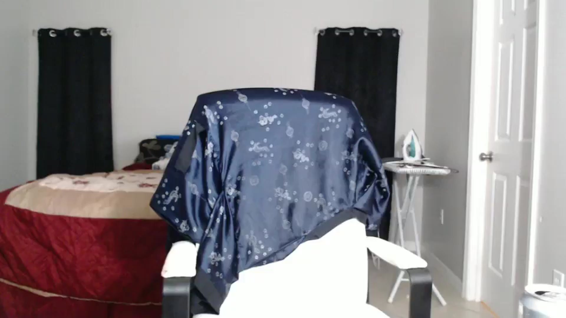 Gallery image thumbnail from Littlekai2025's myfreecams stream on, 03/09/2025, 04:08 image 18 of 20