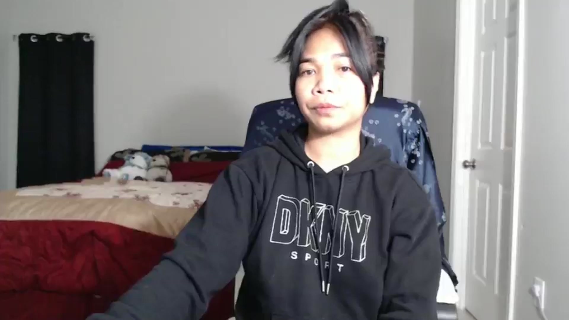 Gallery image thumbnail from Littlekai2025's myfreecams stream on, 03/17/2025, 24:04 image 5 of 20